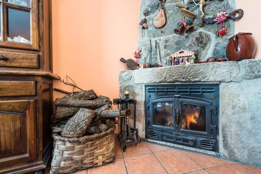 Apartamentos & Casa Rural Boada Con Jardin Interior Y Barbacoa Villamiel Zewnętrze zdjęcie