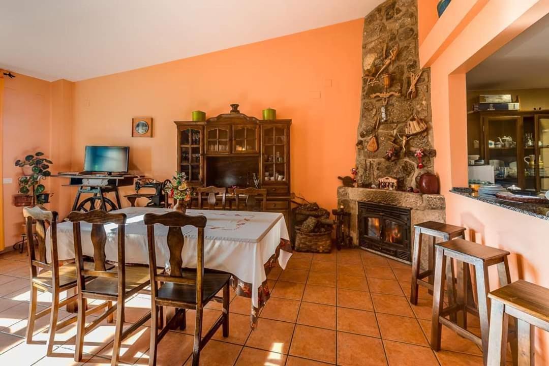 Apartamentos & Casa Rural Boada Con Jardin Interior Y Barbacoa Villamiel Zewnętrze zdjęcie
