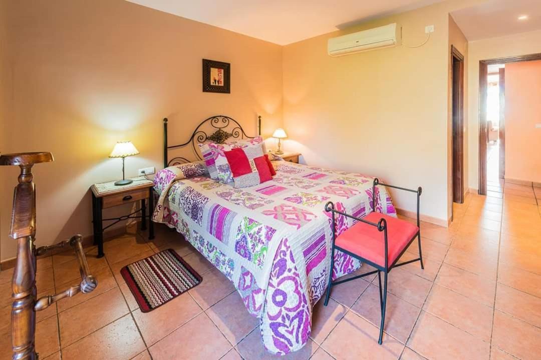 Apartamentos & Casa Rural Boada Con Jardin Interior Y Barbacoa Villamiel Zewnętrze zdjęcie